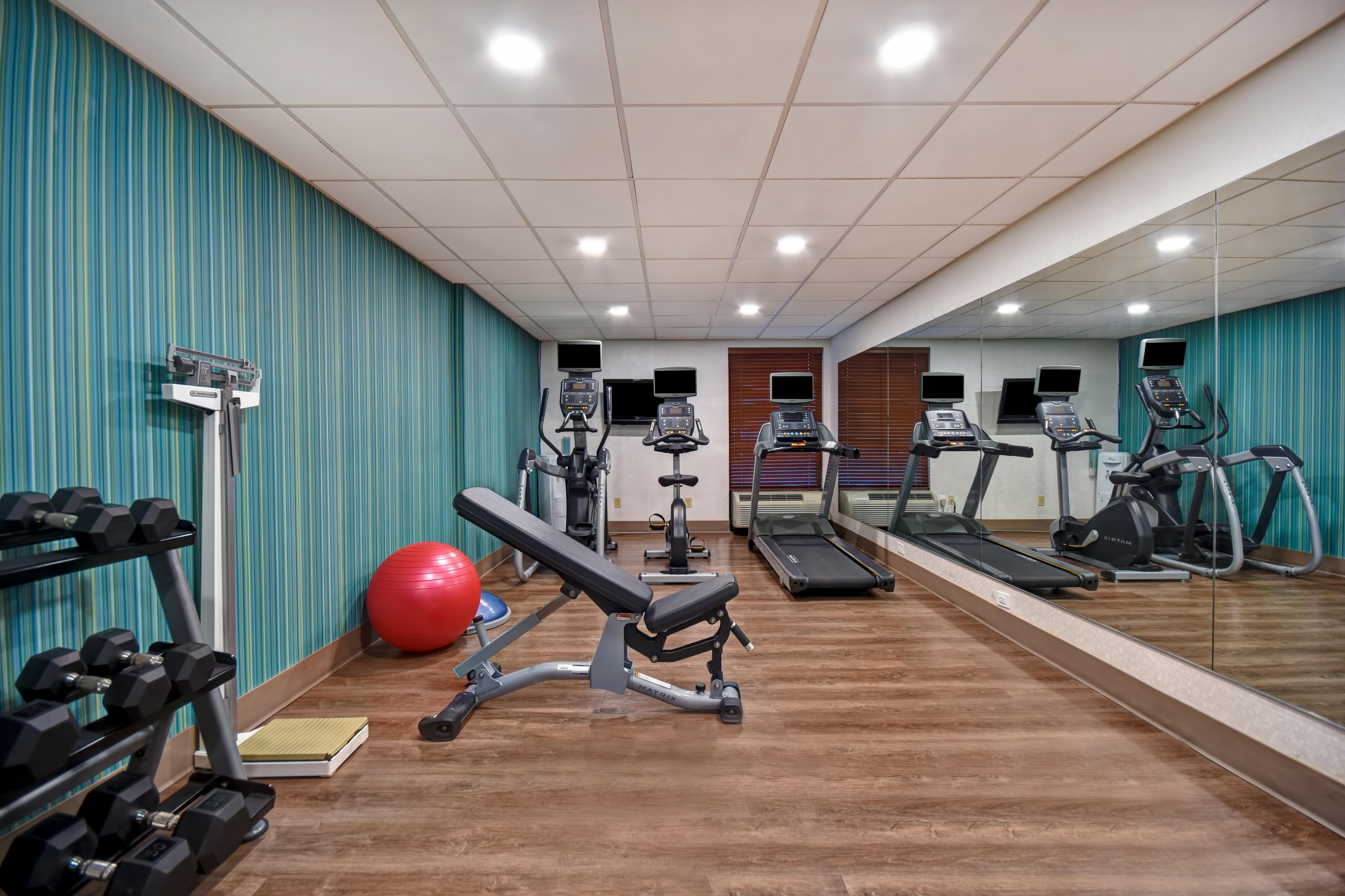 Holiday Inn Express & Suites Allentown-Dorney Park Area By Ihg Ngoại thất bức ảnh